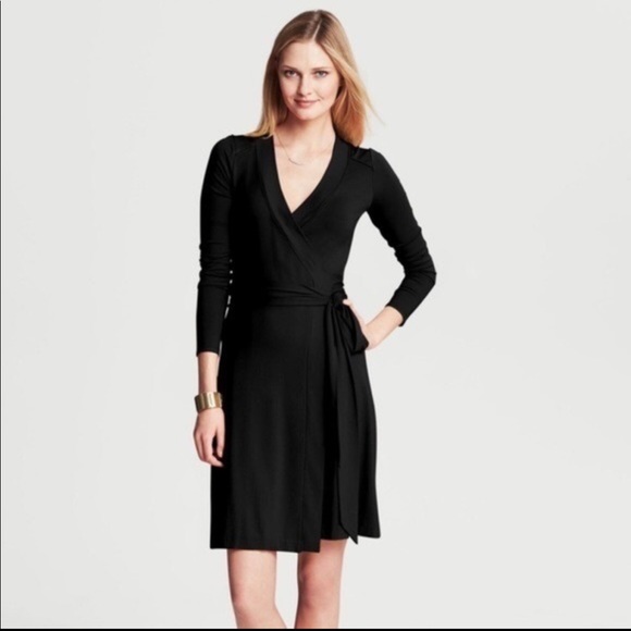 Banana Republic Long Sleeve Wrap Dress 